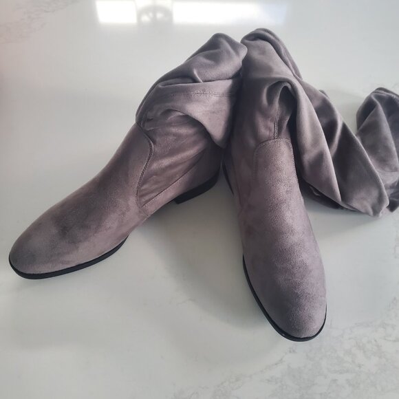 New Beston Grey Faux Suede Women's Pull On Over the Knee Stretch Boots  10 - Picture 9 of 14